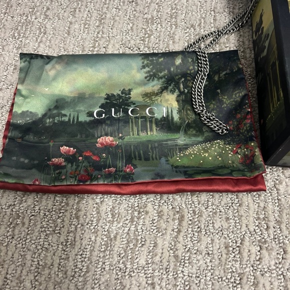 Gucci Velvet Crystal Super Mini Dionysus Shoulder Bag Black - Picture 3 of 5